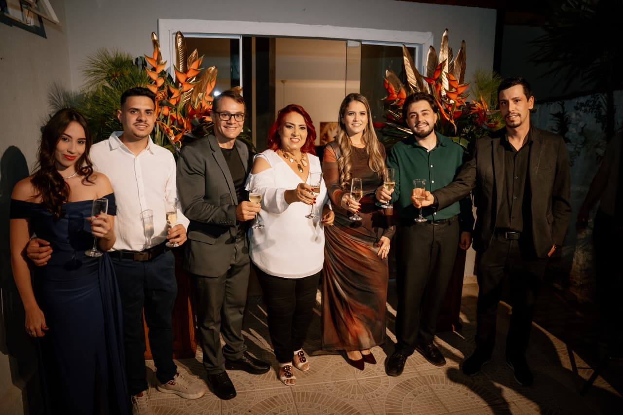 Profissionais reunidos na inauguração da Casa Eventos