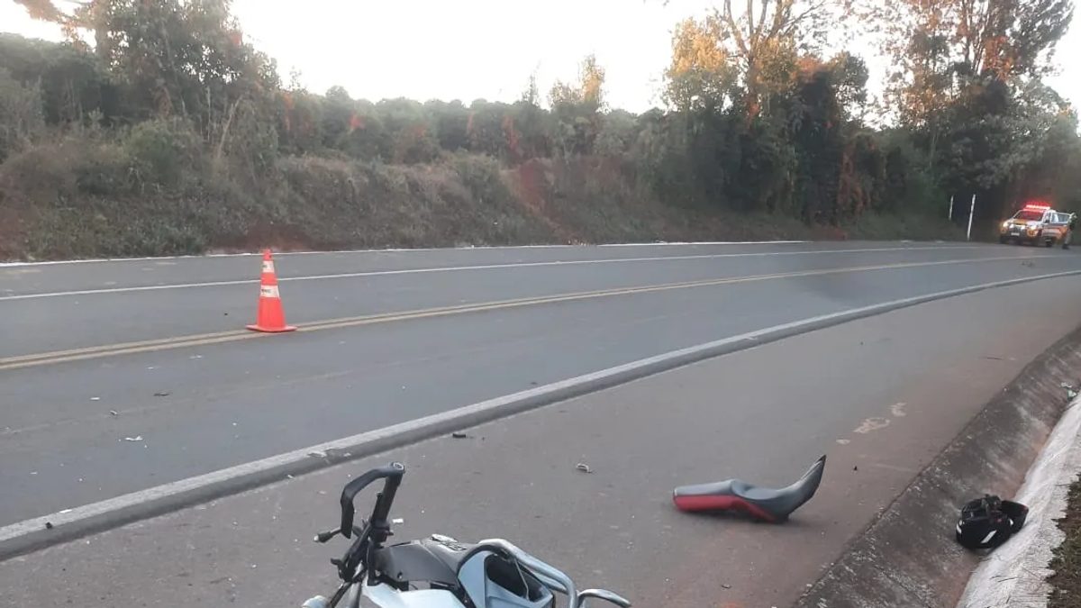 Motociclista sofre fraturas graves em colisão com trator em Bom Jesus da Penha